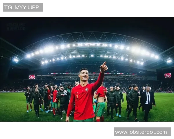 足球巨星C罗荣获金牌再创辉煌成就引发全球热议